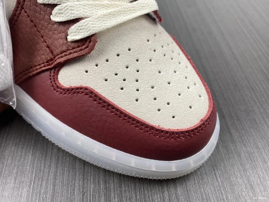 (W) Mid Jordan 1 Machines DM9601-200 - Anti-Gravity 0412